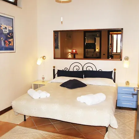 Sleeps 9 Pool Wifi Sperlonga