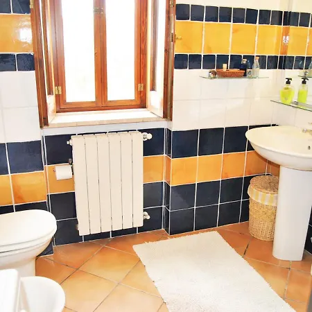 Sleeps 9 Pool Wifi Vila