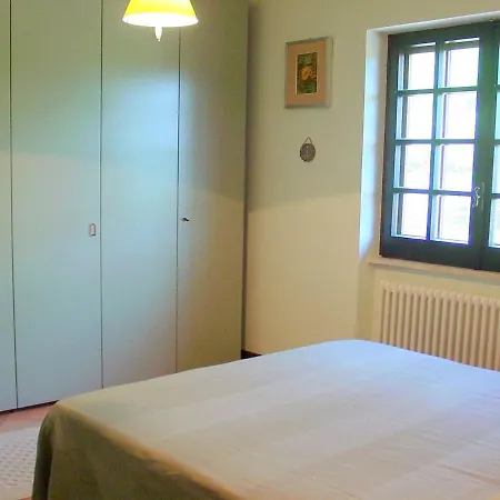 Sleeps 9 Pool Wifi Sperlonga